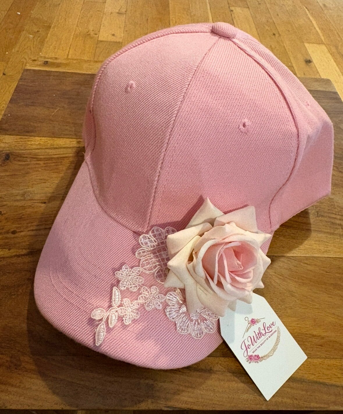 The English rose cap