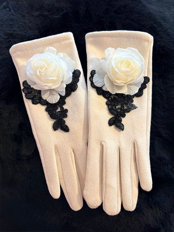 Midnight rose ecru gloves