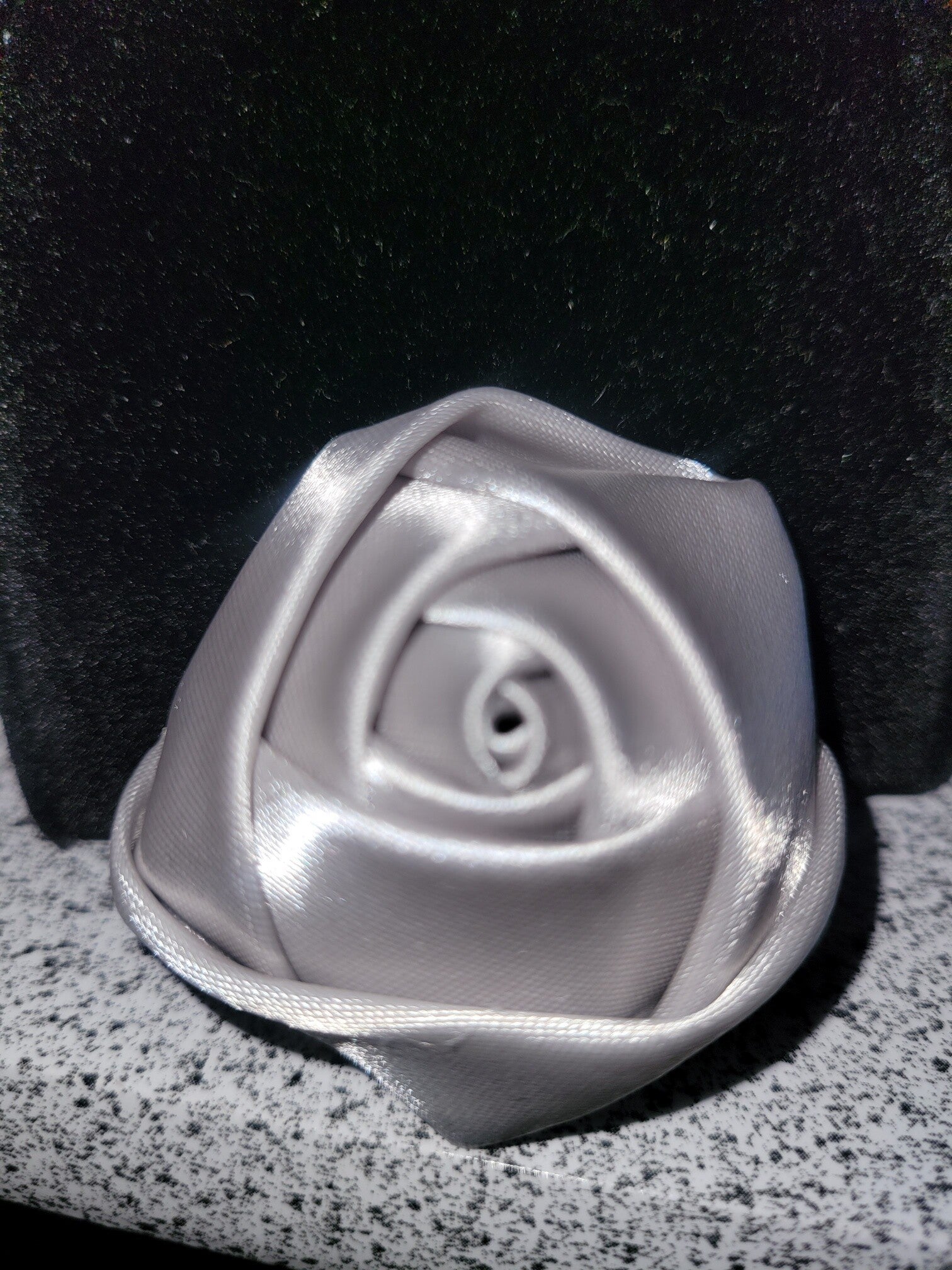ROSE LAPEL PIN SILVER