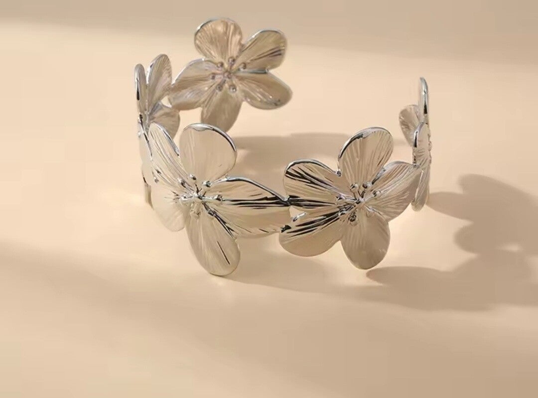 WILDFLOWER BLOOM CUFF