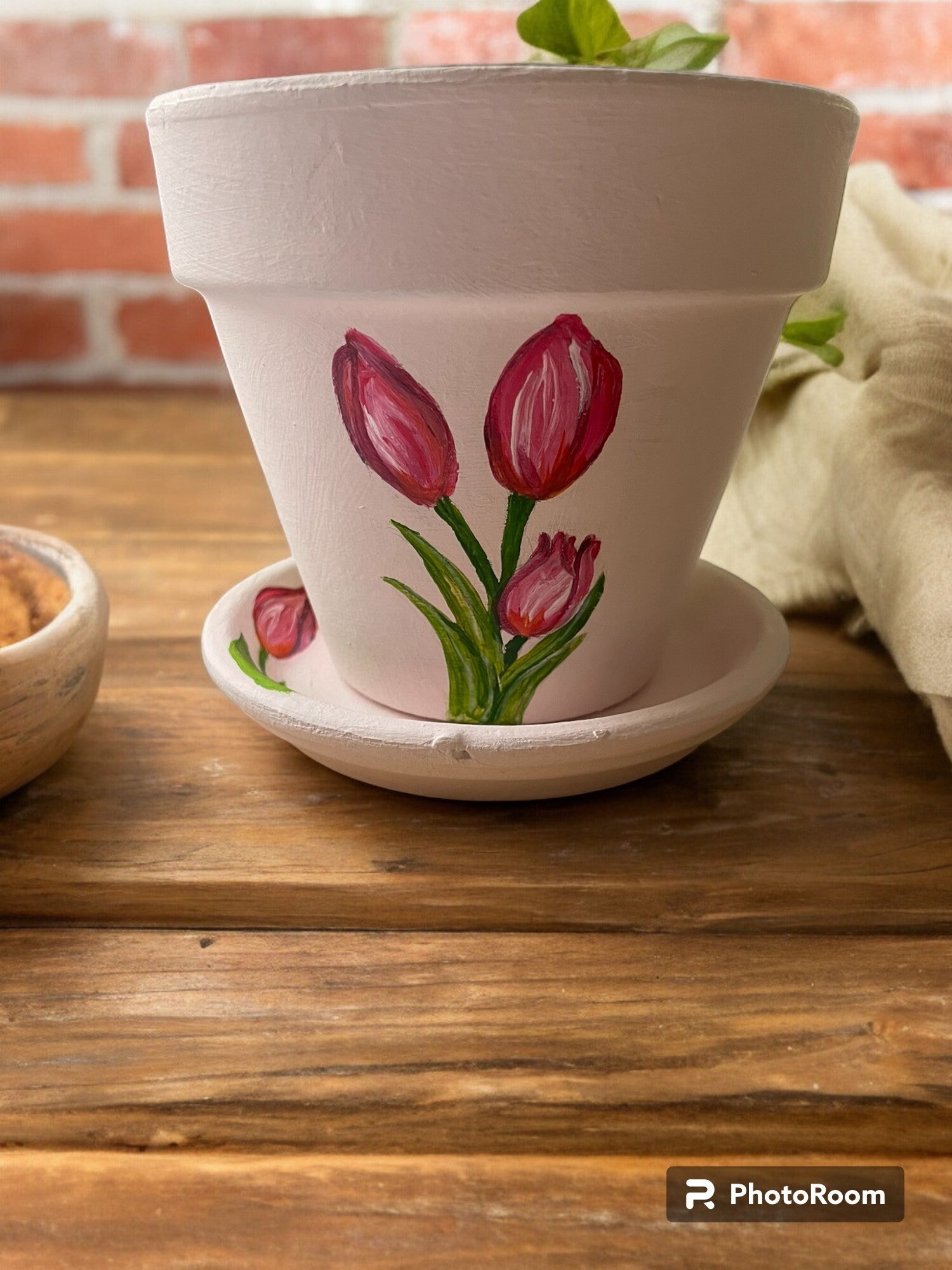 Small decorated indoor/outdoor plant pot