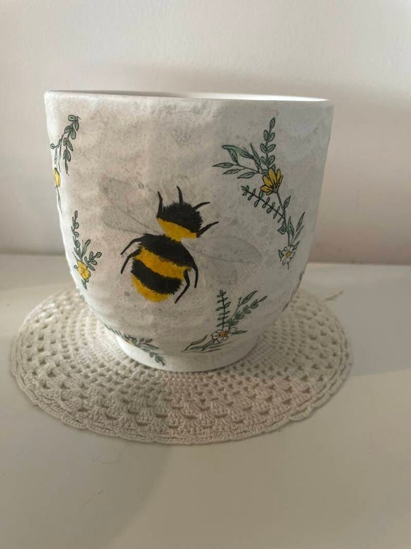 Bumble Bee - decorated indoor planter