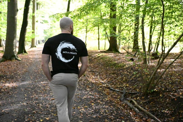 T-shirt "Unity is strength"