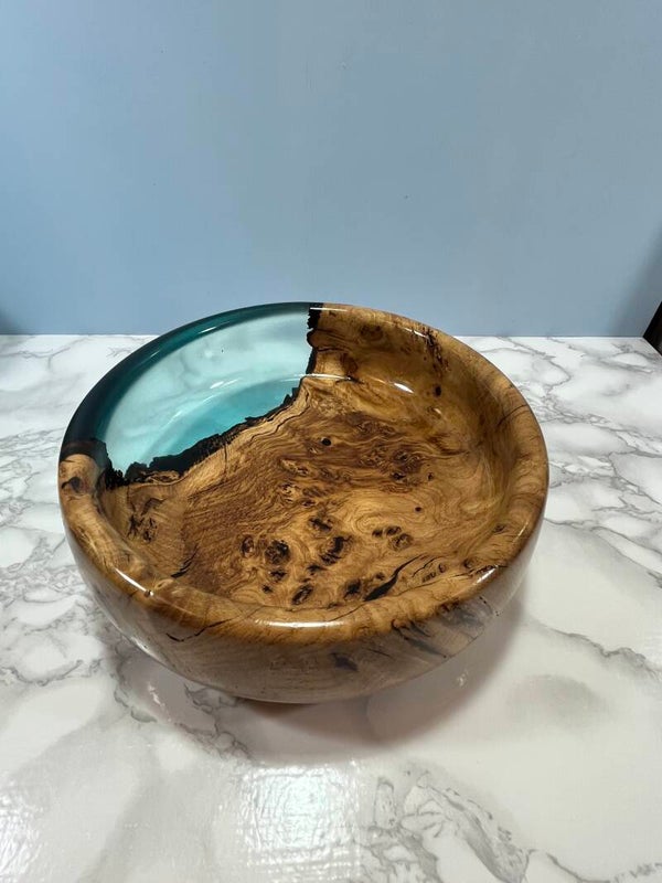 Burr Oak & Resin Bowl