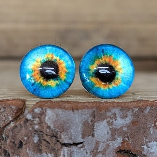 Eyes 8mm with metal post, great for animals including cat's, dogs, owls, dragon's