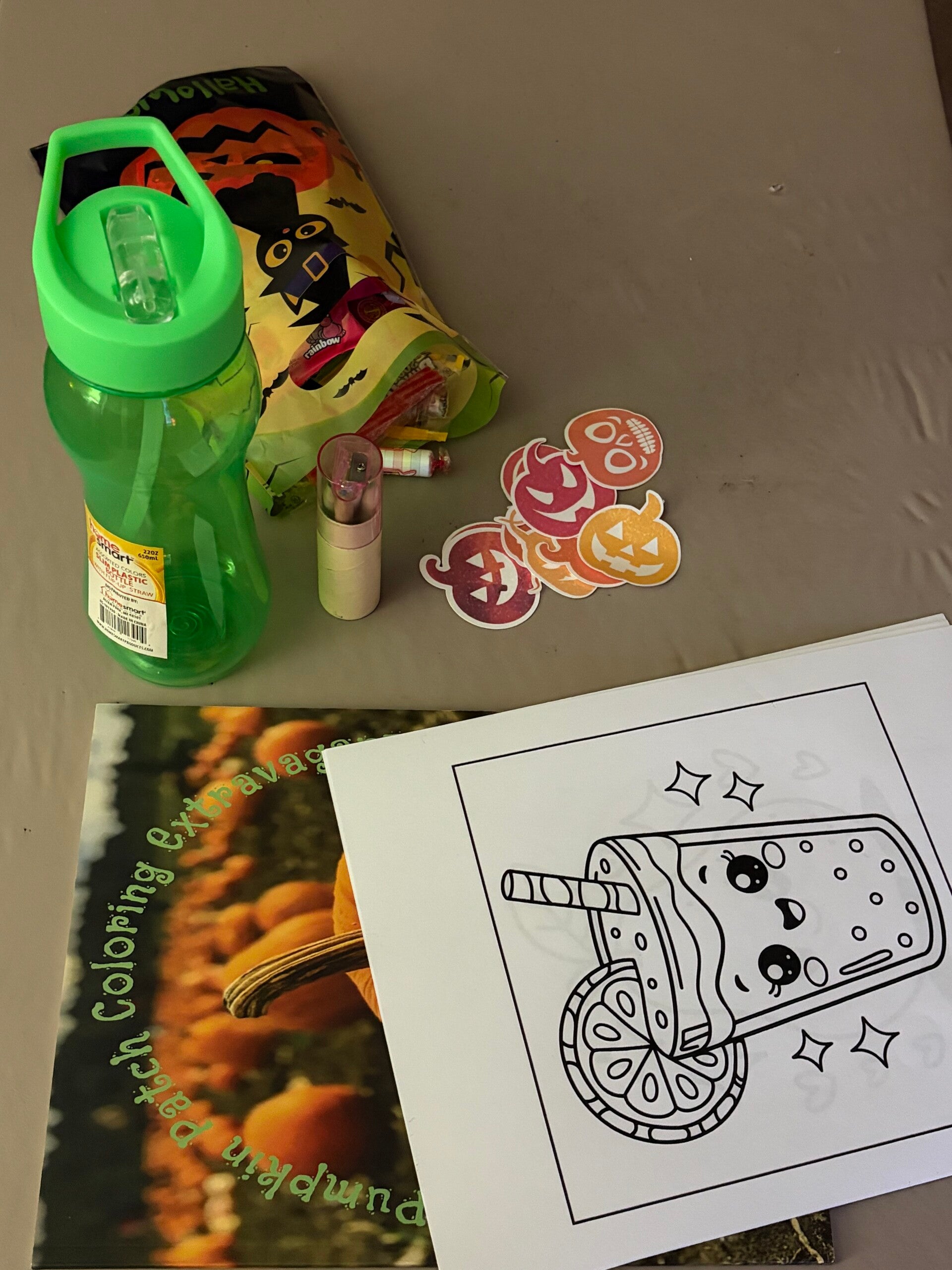 Halloween Treat Cups & Coloring Bundles
