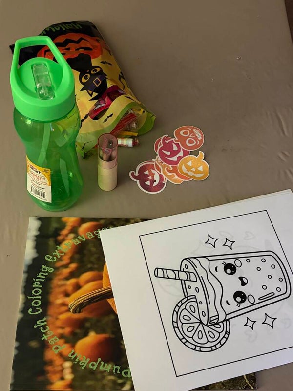 Halloween Treat Cups & Coloring Bundles