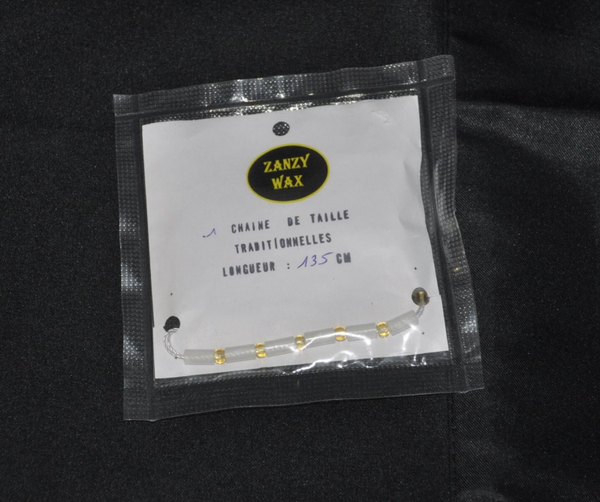 Chaine de taille traditionnelle perles moyennes Phosphorescentes