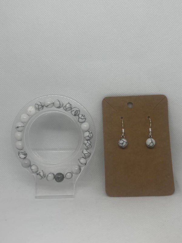 Bracelet et boucles d’oreilles assorties blanc marbré