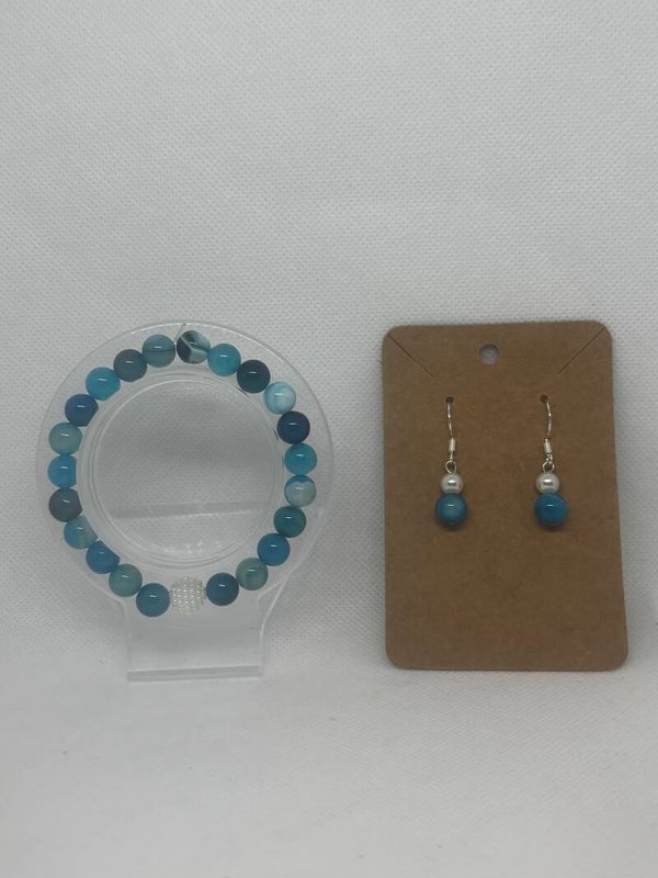 Bracelet et boucles d’oreilles assorties bleu turquoise