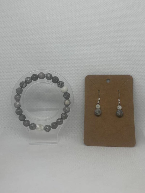 Coffret bracelet et boucles d’oreilles assorties gris marbré