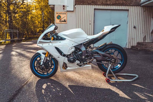 YAMAHA R1 2015-2019 – Special Upgrade Big Kit Mutant to R1 2020