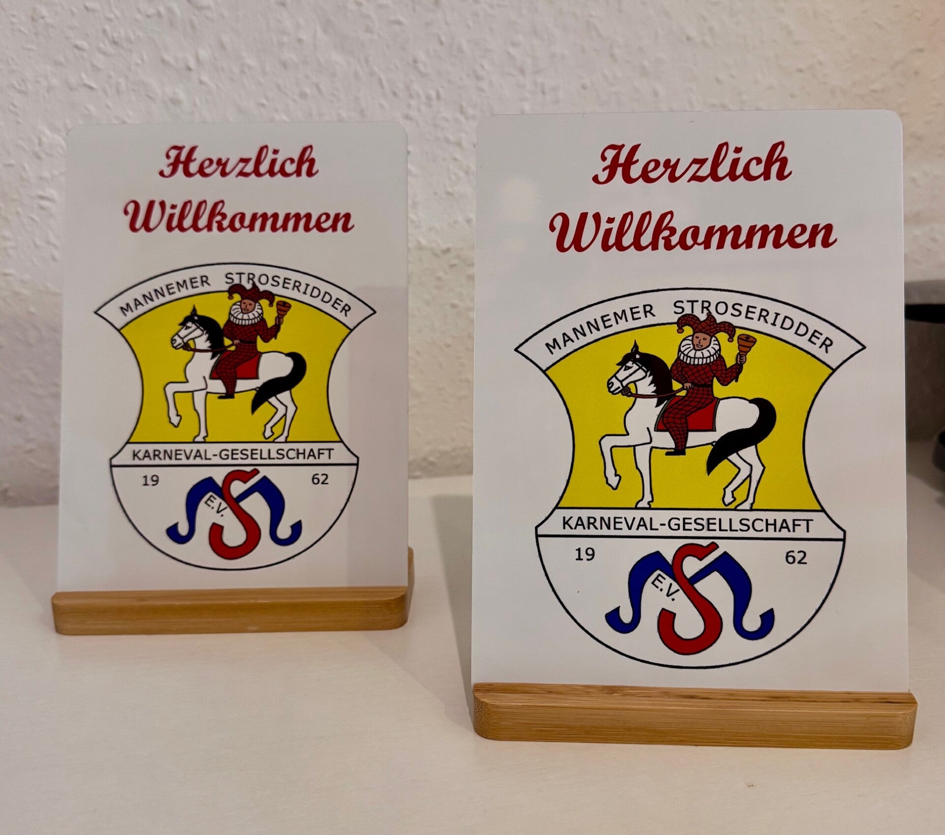 ✨ Individuelle Tischaufsteller – der Blickfang für jeden Anlass! ✨