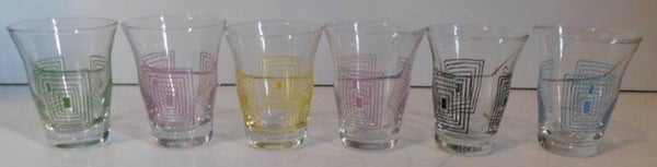 Set gekleurde retro borrelgazen