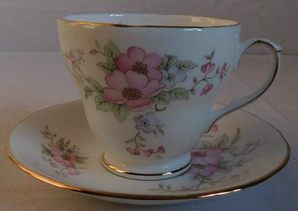 Bone China Meadow Lane Winchester, Made in England