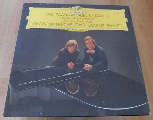 Mozart - Klaviermusik Zu Vier Händen = Four Hand Piano Music