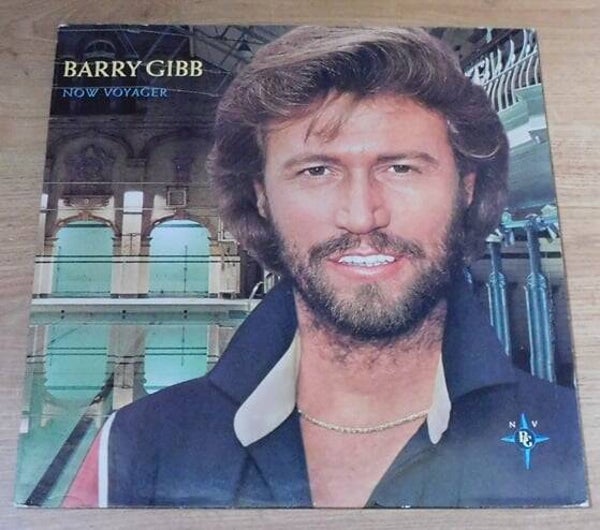 Barry Gibb – Now Voyager