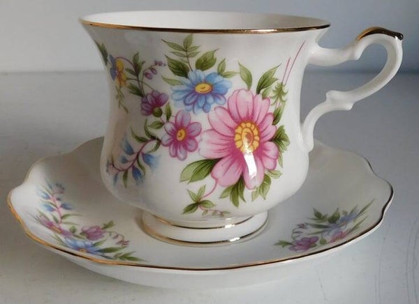 Royal Ascot, Fine Bone China, Blue Velvet - kop en schotel.