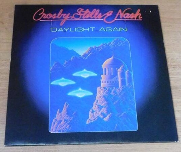 Crosby, Stills & Nash – Daylight Again