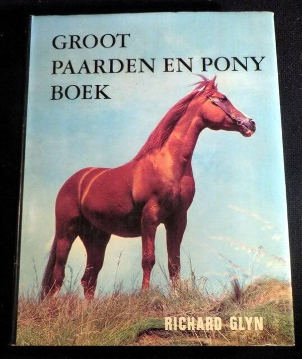 Groot paarden en ponyboek