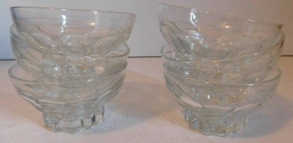Set van 6 glazen blank glazen kommetjes.