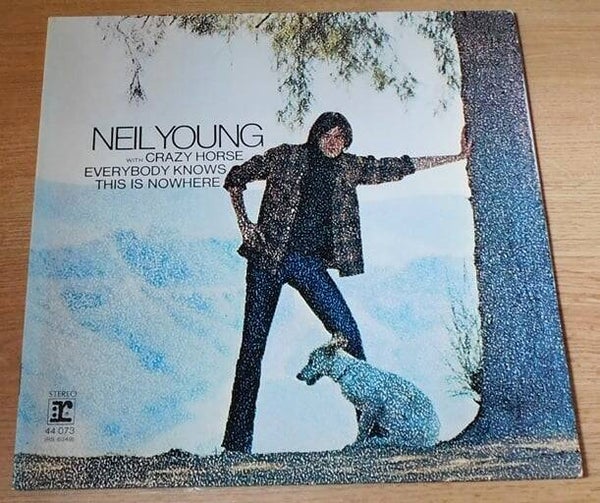 Neil Young With Crazy Horse – Everybody Knows This Is Nowhere