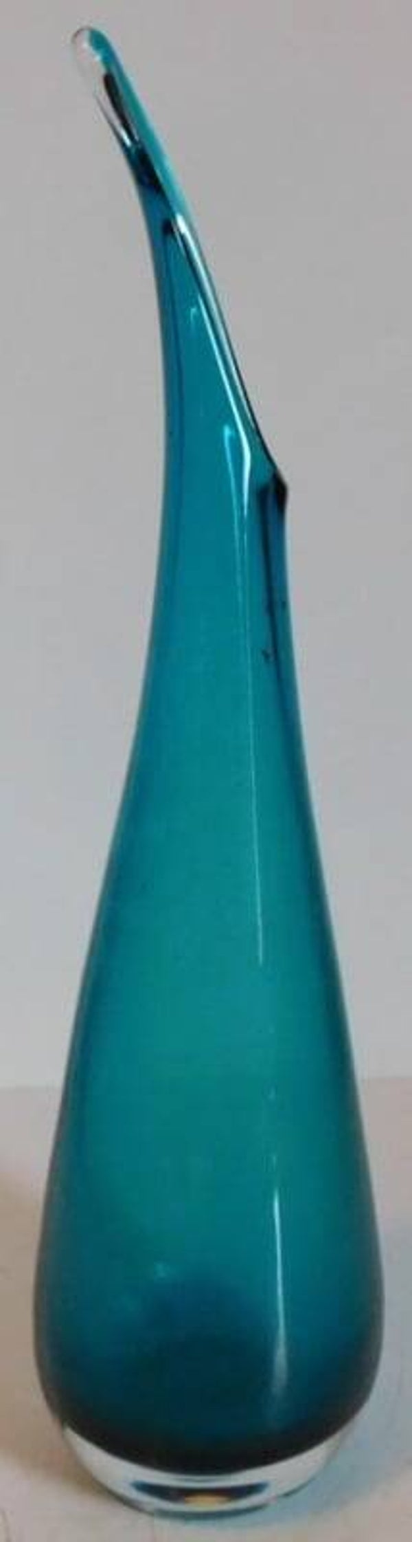 Gunnar Ander Lindshammar glass vase