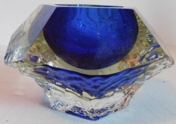 Italian Mandruzzato blue Sommerso Murano bowl