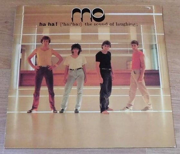 Mo – Ha Ha! ['ha:`ha:] The Sound Of Laughing;