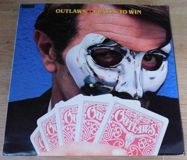 Outlaws – Playin' To Win