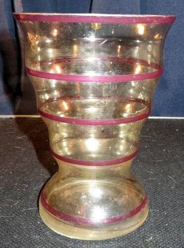 Oude brocante glazen vaas