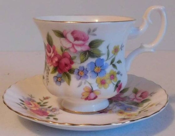Royal Albert, Bone China England