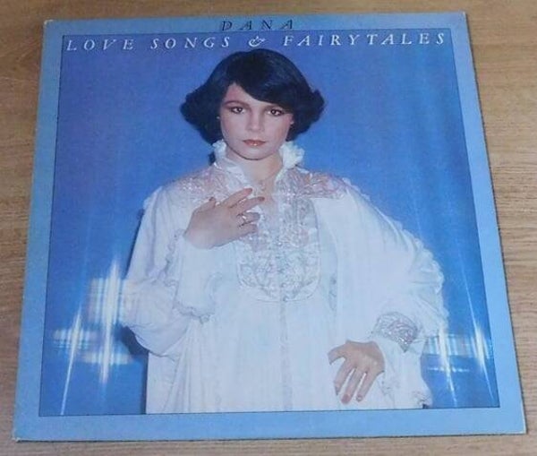 Dana – Love Songs & Fairytales