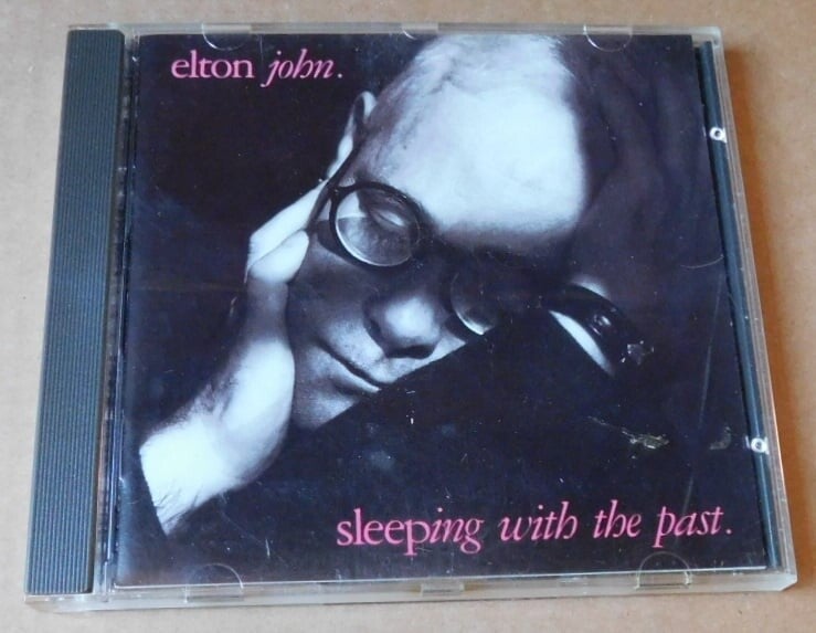 Elton John – Sleeping With The Past