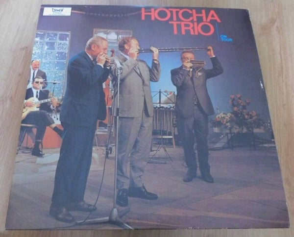 Hotcha Trio – Hotcha Trio On Tour
