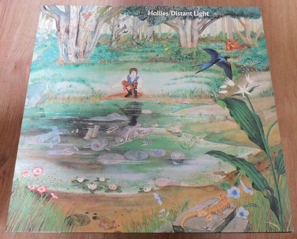 The Hollies – Distant Light