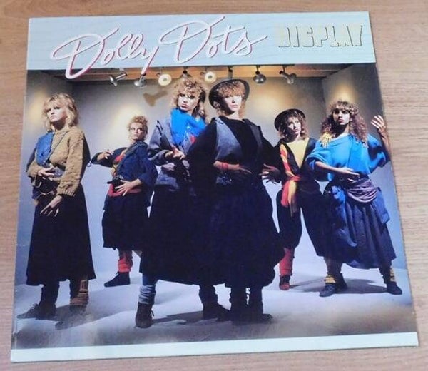 Dolly Dots – Display