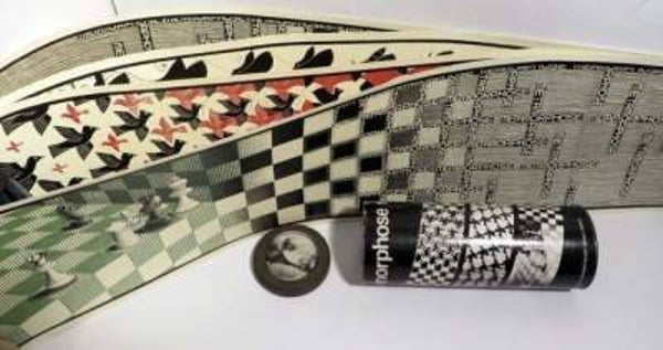 Escher Metamorphose blik met prints