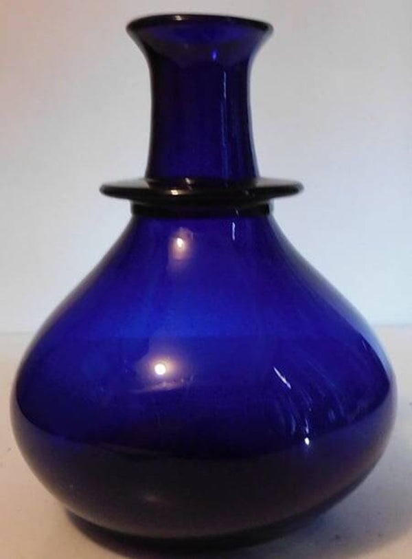 Bristol blue 18e -eeuwse blauw glazen fles/karaf