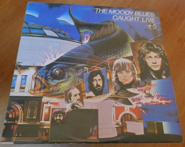 The Moody Blues – Caught Live +5