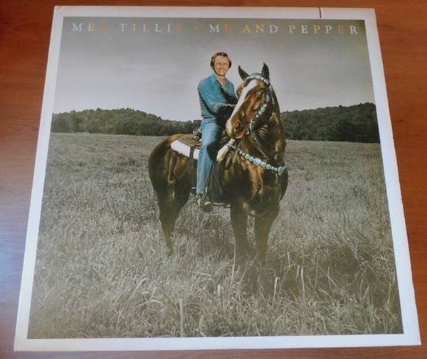 Mel Tillis – Me And Pepper