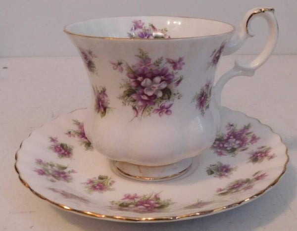 Sweet Violets, Royal Albert, Made in England