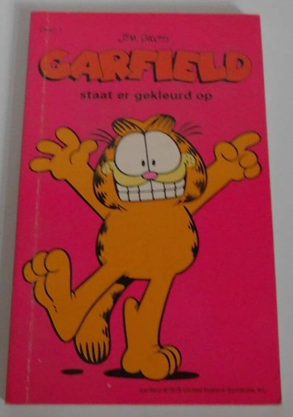 Garfield staat er gekleurd op