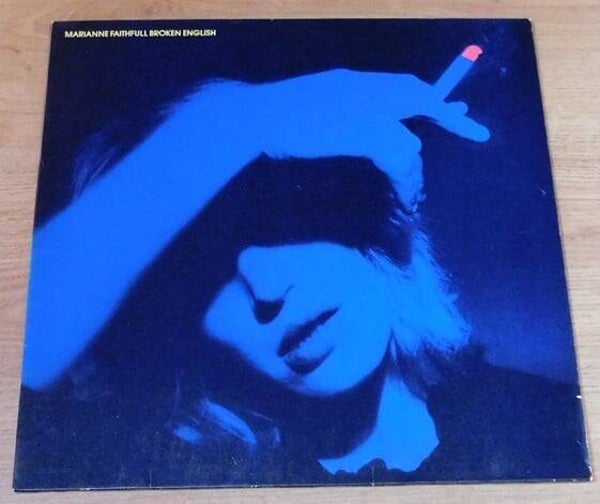 Marianne Faithfull – Broken English