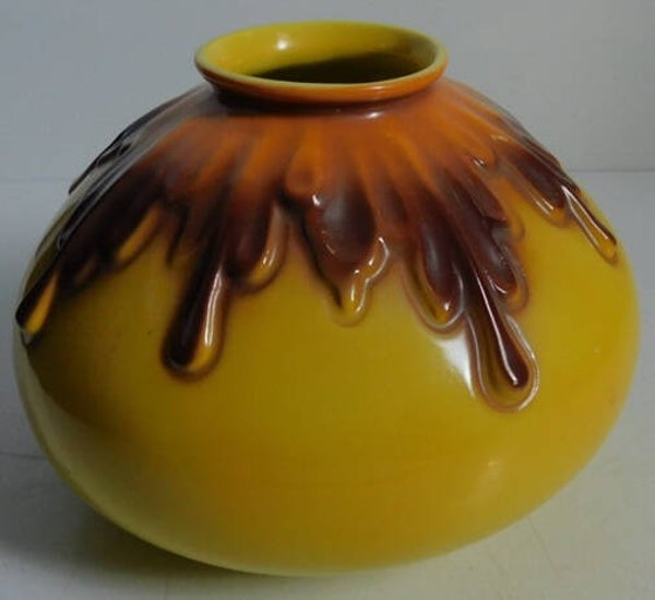 Art Deco keramische , Mosa bolvaas (hoogte: 12.2 cm)