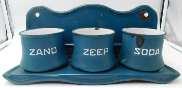 Emaille zand-, zeep- en soda Rekje