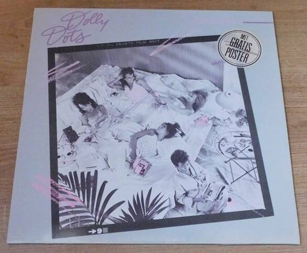 Dolly Dots – Attention