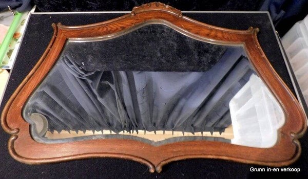 Art Deco spiegel met geslepen glas