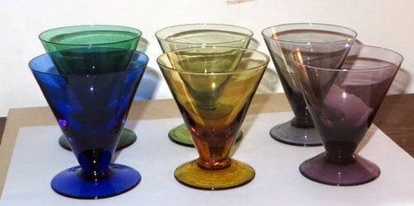 K6 Vruchtensap glas op voet - Per/Kleur - Per/Stuks