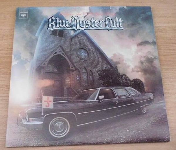 Blue Öyster Cult – On Your Feet Or On Your Knees